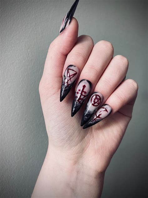 Spellbinding nails: Captivate with occult-themed nail art
